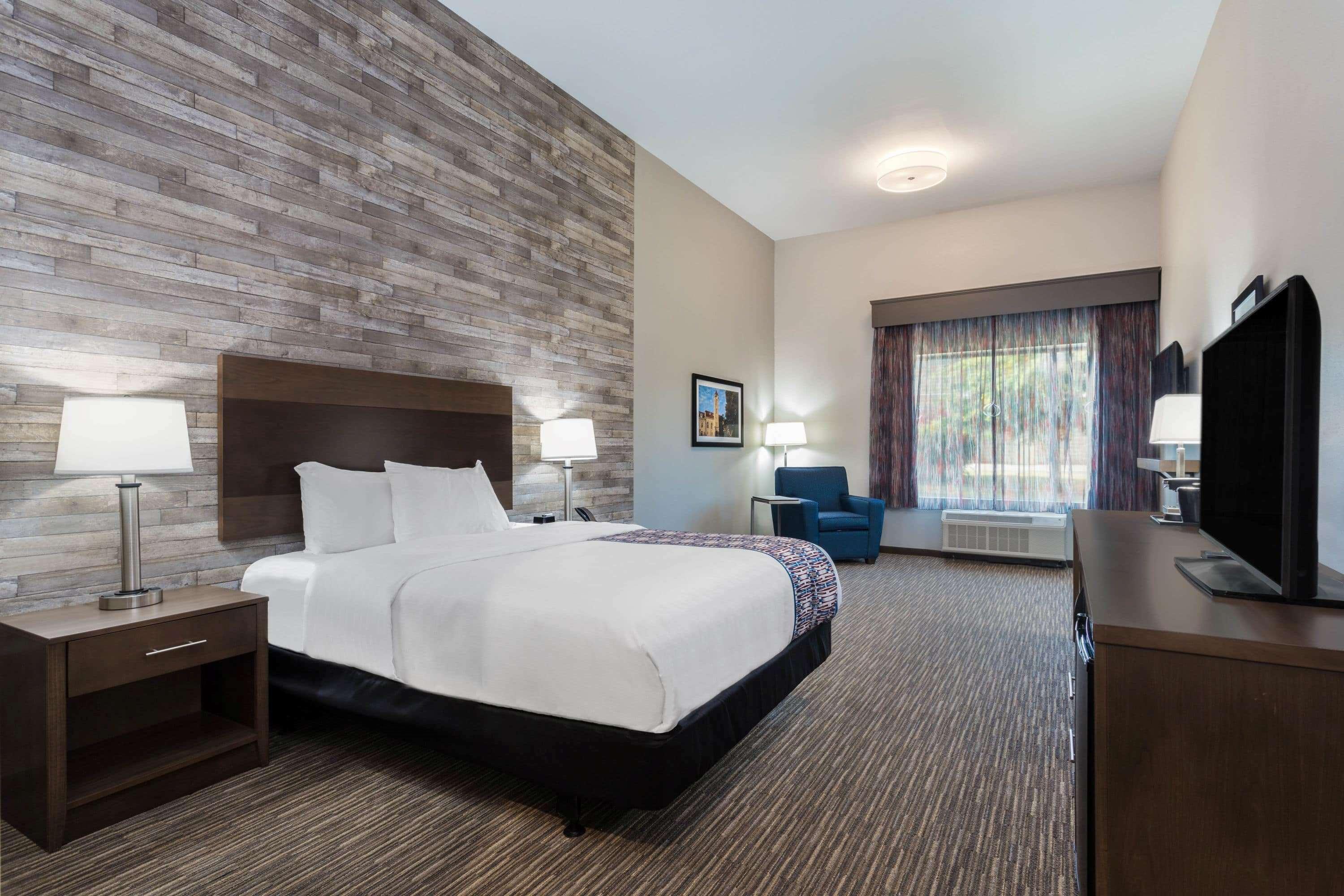 La Quinta Inn And Suites By Wyndham Bloomington Zewnętrze zdjęcie