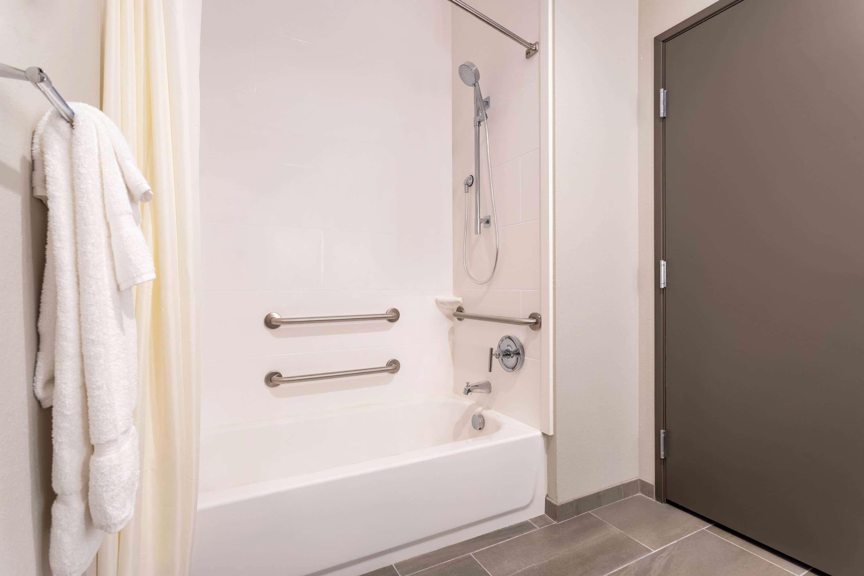 La Quinta Inn And Suites By Wyndham Bloomington Zewnętrze zdjęcie