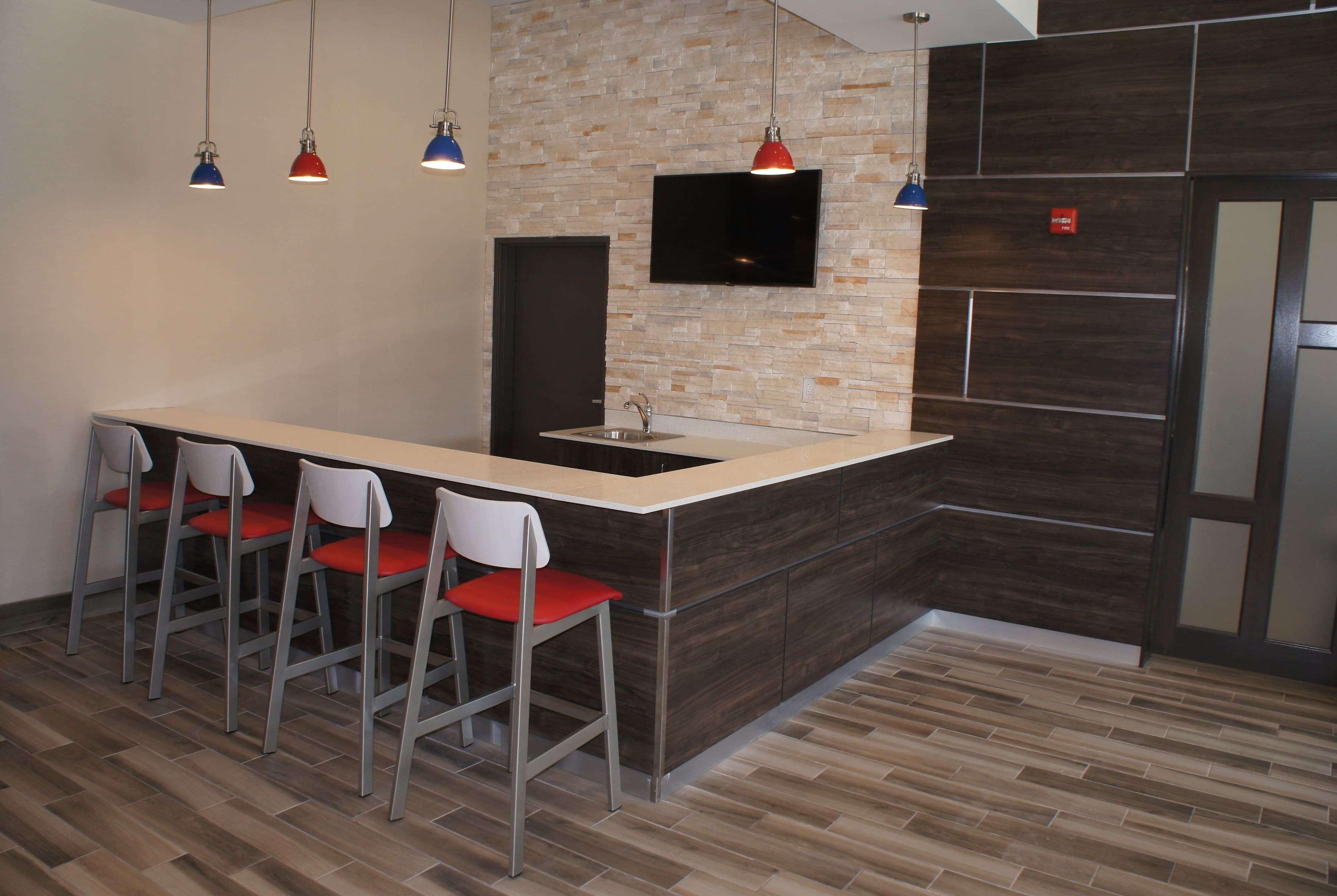 La Quinta Inn And Suites By Wyndham Bloomington Zewnętrze zdjęcie