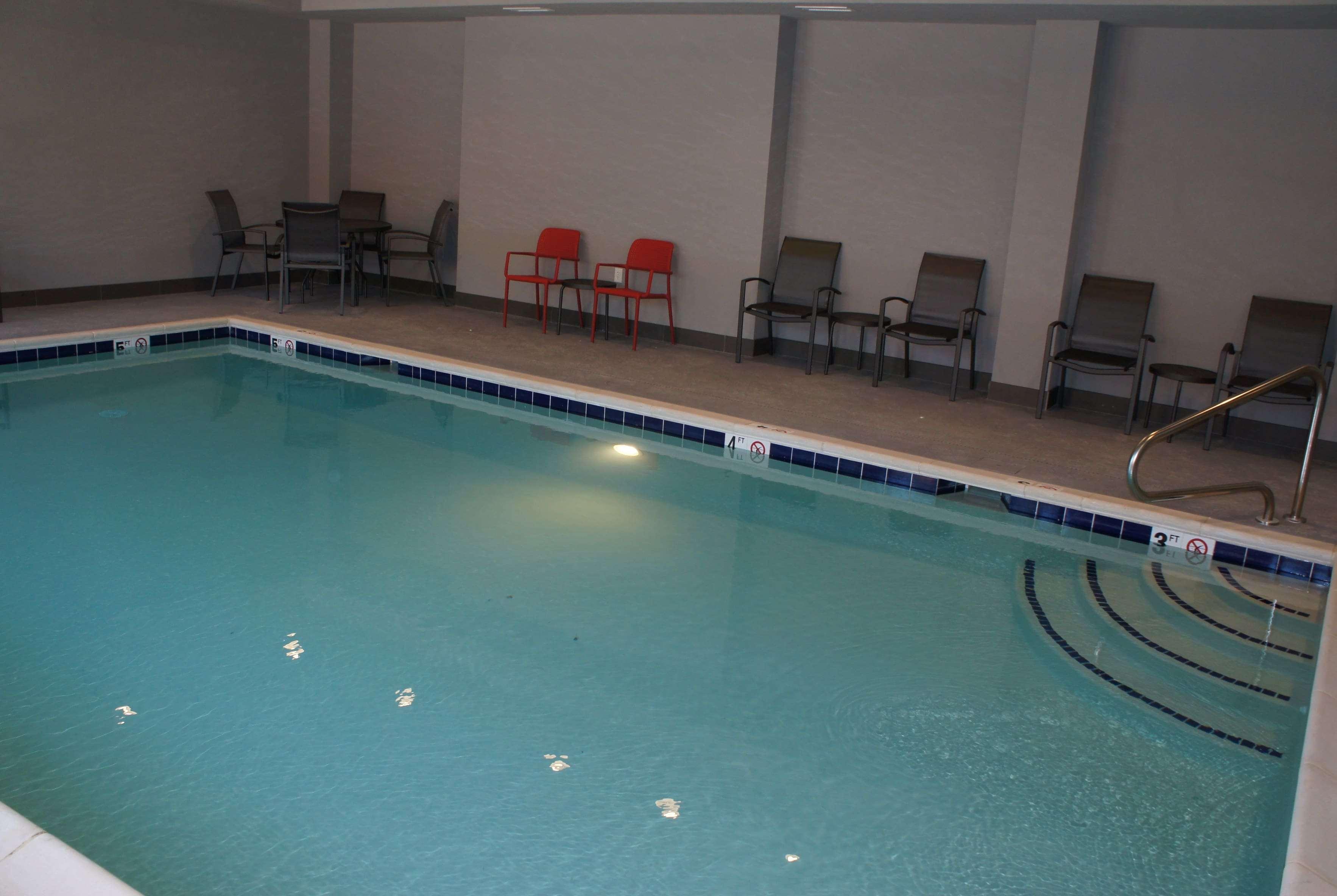 La Quinta Inn And Suites By Wyndham Bloomington Zewnętrze zdjęcie
