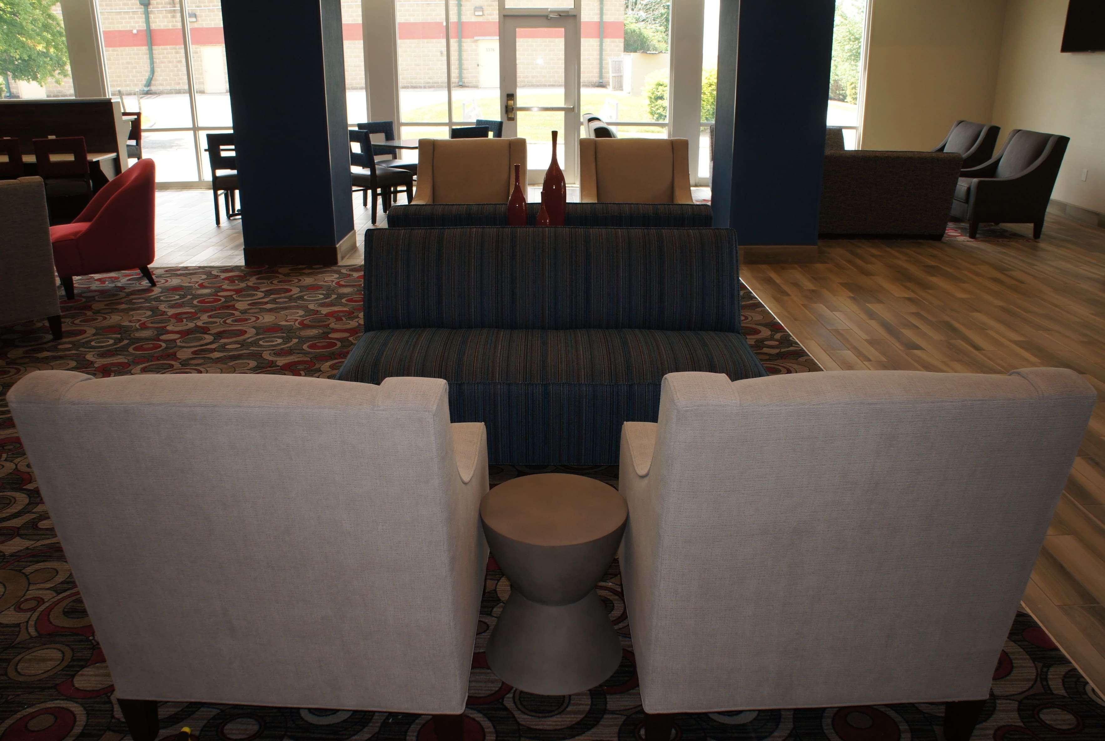 La Quinta Inn And Suites By Wyndham Bloomington Zewnętrze zdjęcie